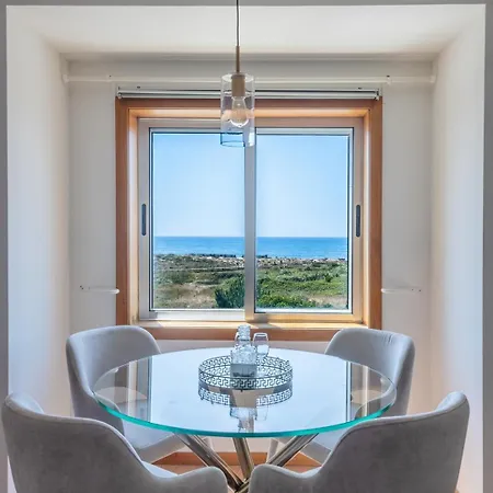 Blue Frame | Ocean Front Appartement